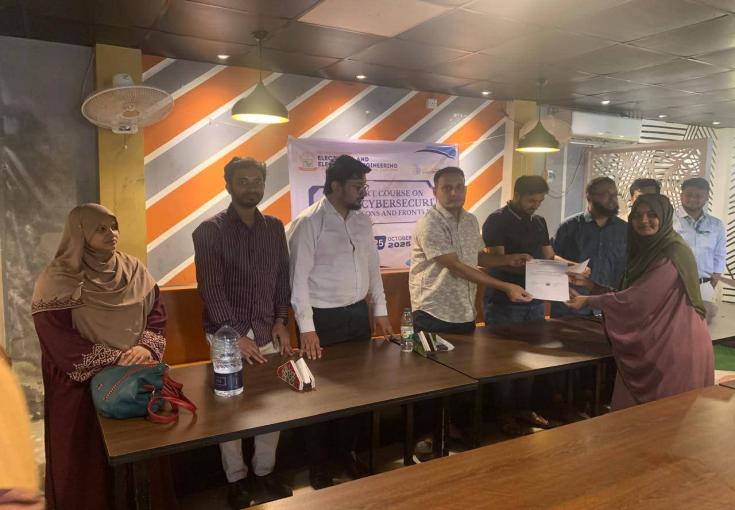 ফেনী ইউনিভার্সিটির ইইই ডিপার্টমেন্ট আয়োজিত “AI and Cybersecurity” বিষয়ক দুই দিনব্যাপী স্বল্পমেয়াদী কোর্স সম্পন্ন।